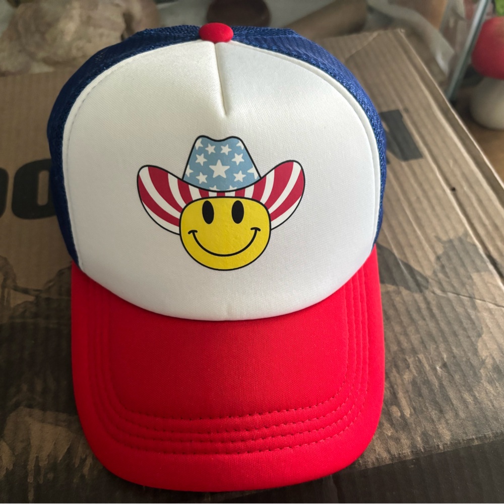 Smiley Face Trucker Hat with American Flag Design